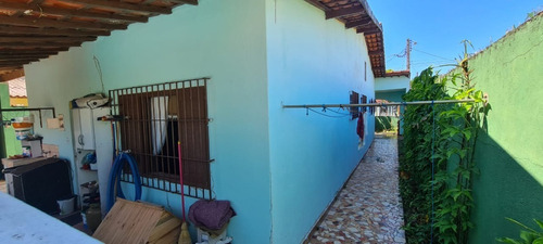 Imagem 19 de 25 de Casa Com Piscina, À 100 Metros Do Mar, No Jardim Das Palmeiras Em Itanhaém, Com Edícula, Área De Lazer Com Churrasqueira, Lavanderia
