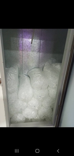 Imagen 6 de 7 de Cava Hielera . Capacidad 80 Sacos ...100% Operativa