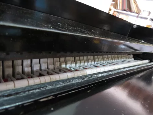 Piano De Brinquedo Antigo Hering - R$ 500,00 em Mercado Livre