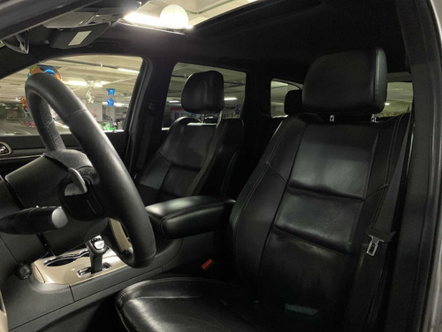 Imagen 10 de 13 de Jeep Grand Cherokee 2014 5.7 Limited Premium V8 4x2 Mt