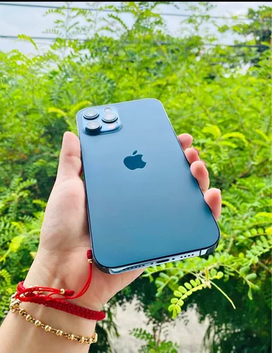 Celular iPhone 12 Pro Max Con Caja (Usado)