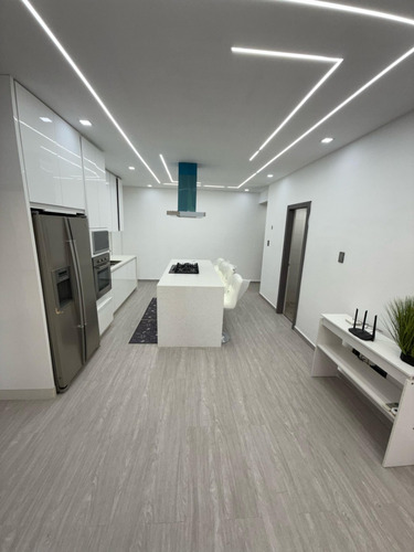 Apartamento Remodelado En La Trigaleña - Res Jacaranda Wc