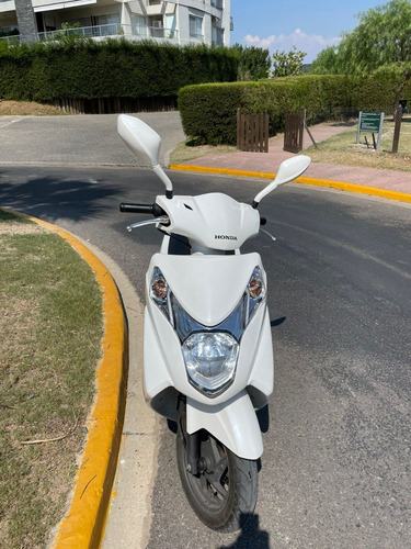 Imagen 5 de 5 de Honda Elite 125 2017