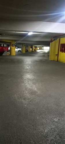 Imagen 5 de 12 de Estacionamiento En Arriendo En Providencia