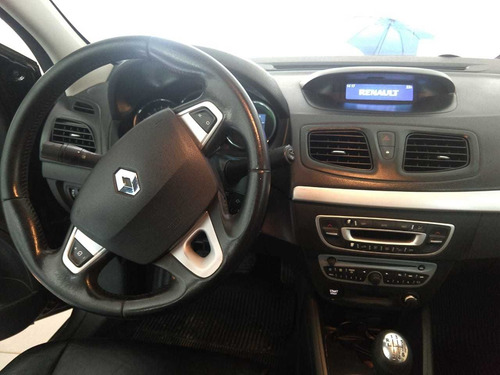 Renault Fluence 2.0 Dynamique Hi-flex 4p 2013