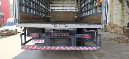Imagem 10 de 15 de Iveco 130v18