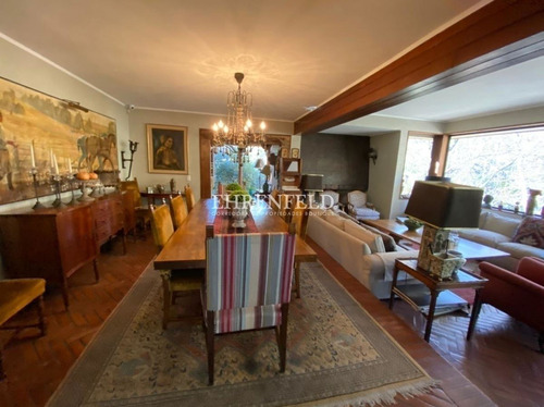 Casa En Venta De 6 Dorm, En Camino El Refugio. El Arrayán