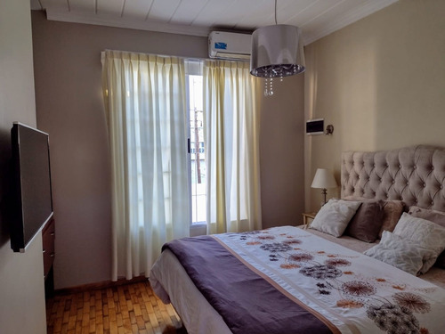 Casa En Venta 4 Ambientes +departamento En Haedo