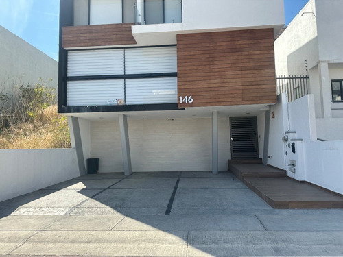 Imagen 2 de 30 de Espectacular Casa En Venta Con Roof Garden En Juriquilla
