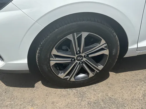 Hyundai hb20 sd 1.6 gl mid mt sd