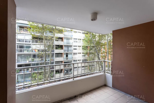 Venta Apartamento De Dos Dormitorios En Pleno Pocitos A Metros De La Rambla