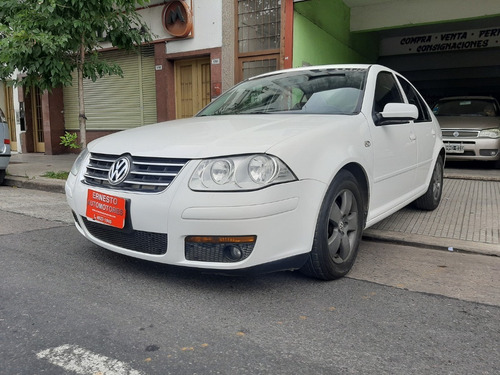 Volkswagen Bora 2.0 Año 2011 Ernesto Automotores
