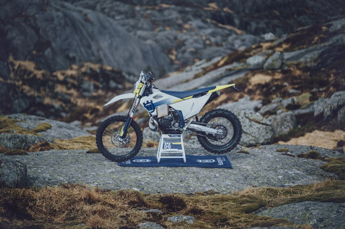 Moto Husqvarna Te 300 Enduro 2t 2024 Competición 0km Palermo