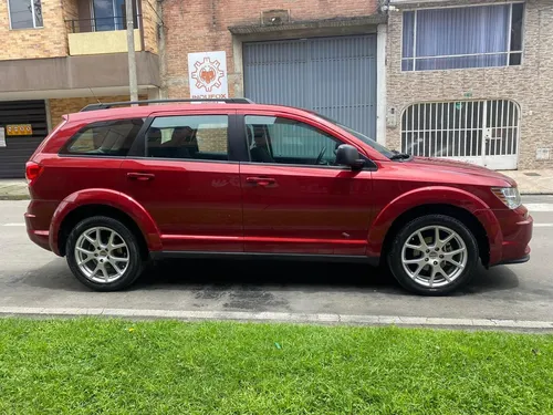 Dodge Journey SE AT 2.4CC AA 4X2