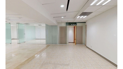Oficina En Torre Altum Con Todos Los Servicios Sobre Perifér