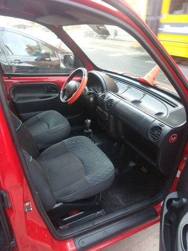 Imagen 6 de 6 de Renault Kangoo 2016 1.6 Furgon Ph3 Confort 5as Lc