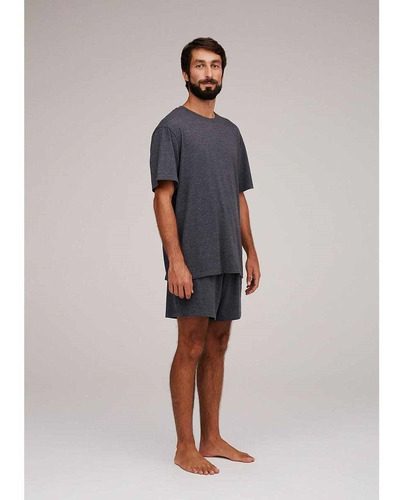 Imagem 4 de 4 de Pijama Masculino Curto Com Camiseta E Bermuda Hering