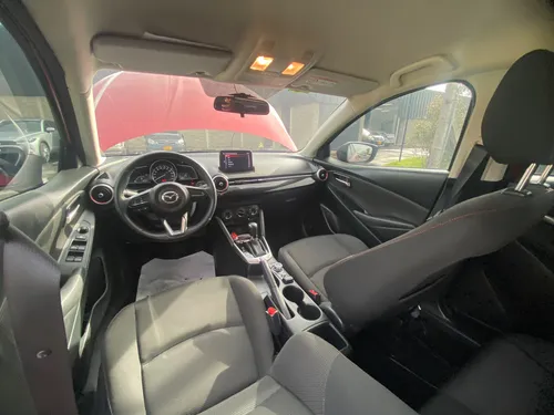 Mazda 2 1,5 touring carbon edition