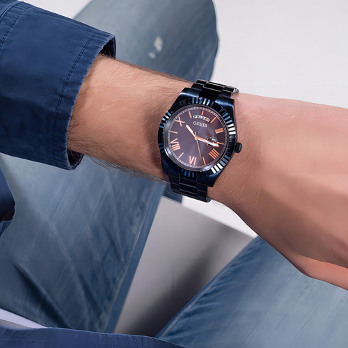 Reloj Caballero Marca Guess Connoisseur Color Azul Marino Color De La Correa Azul Marino