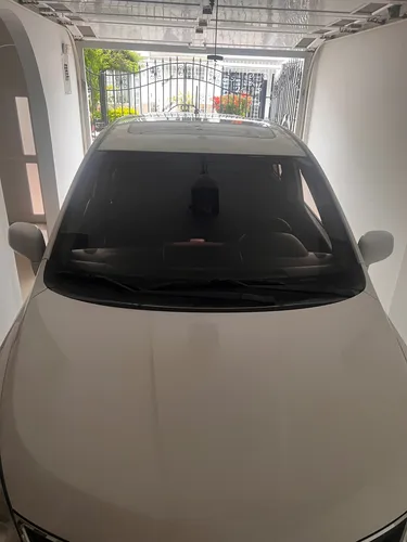 Nissan Tiida 1.8 Premium