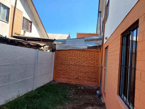 Casa En Venta De 3 Dorm. En Puente Alto
