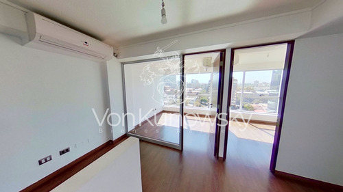 Imagen 8 de 28 de Oficina En Venta En Excelente Ubicación, Metro Manuel Montt.