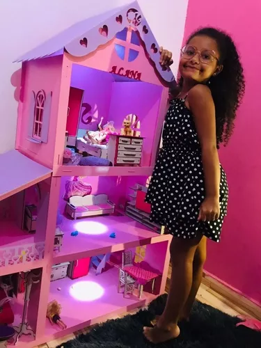Casa grande Barbie MDF 1.30 Altura , completa, nome e luz