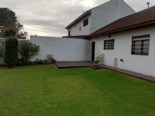 Imagen 17 de 22 de Chalet De 4 Ambientes En Ph. Complejo Con Parque