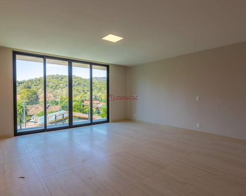 Imagem 3 de 13 de Casa Com 5 Suítes No Comary - Teresópolis/rj. - Ca01698 - 69196945