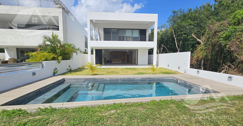 Casa En Venta En Lagos Del Sol Cancun