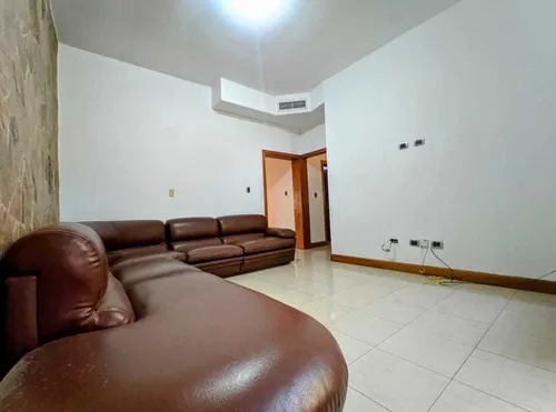 Townhouse En Urb. La Viña Gm