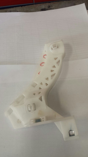 Soporte Base Parachoque Delantero Mazda 3 N° Parte Bnbv500ti