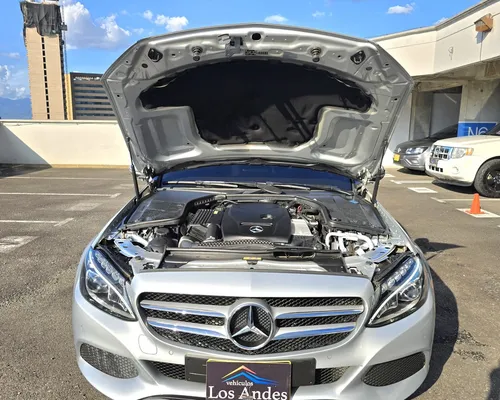Mercedes Benz Avantgarde C180 2017 At 1.6t Kms 108.200 Sura