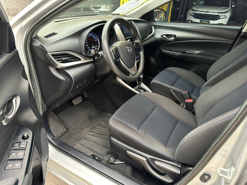 Toyota Yaris 1.5 Xl Plus Connect 16v Cvt 5p