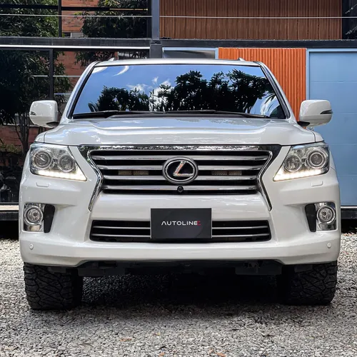 Lexus LX 5.7 570
