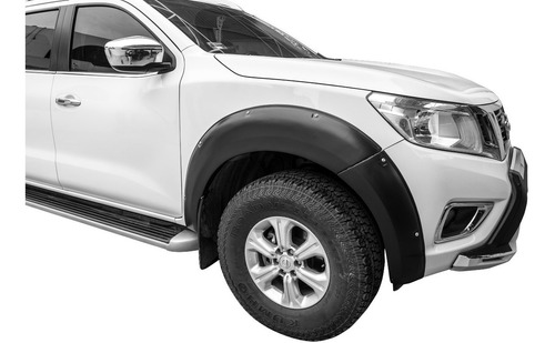 Imagen 2 de 10 de Cantoneras Nissan Navara Np300 Frontier Abs