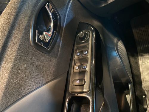 Renault Captur 1.6 16V SCE FLEX LIFE X-TRONIC