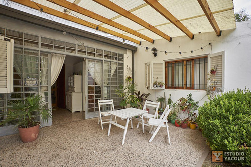 Casa Venta - 3 Dormitorios 2 Baños - Cocheras - Piscina - 180mts2 - City Bell, La Plata