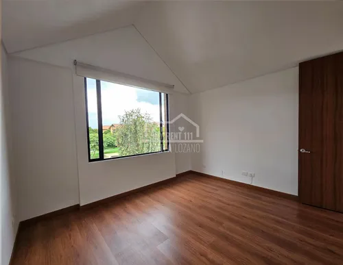 Arriendo Casa En Fontanar Como Nueva