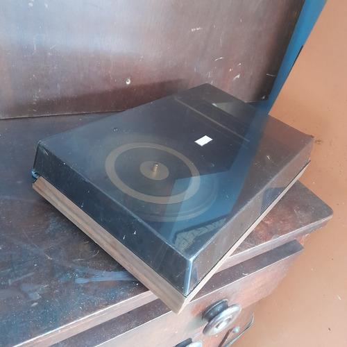 Imagem 8 de 9 de Toca Discos Vitrola Philips Stereo Pra Conserto No Volume.