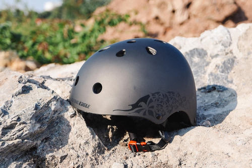 Casco Profesional Con Ajustador Flying Eagle Mettle Color Gris Talla L (58 A 61cm)