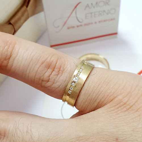 Par Alianças Ouro 18k Grossa 6mm Com Brilhantes Anatômicas