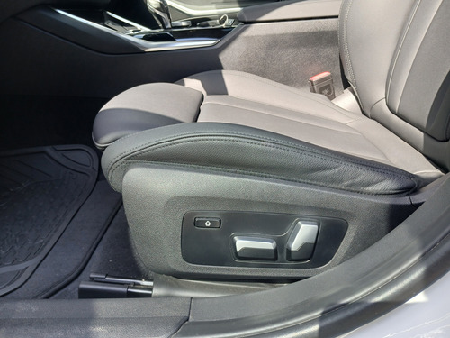 BMW Serie 3 3.0 330i Sedan Sport 252cv