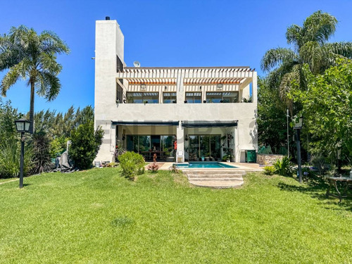 Casa En Alquiler De 10 Ambiente En Barrio Nautico San Juan Villanueva, Tigre