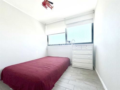 Departamento En Venta De 3 Dorm. En La Cisterna