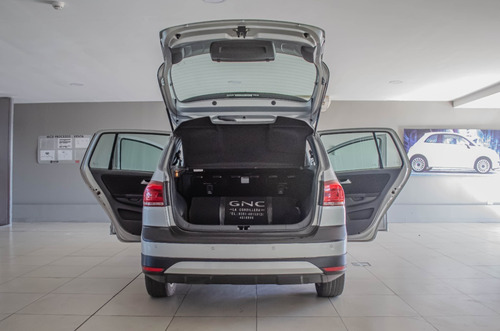 Imagen 21 de 25 de Volkswagen Suran Track 1.6 2018