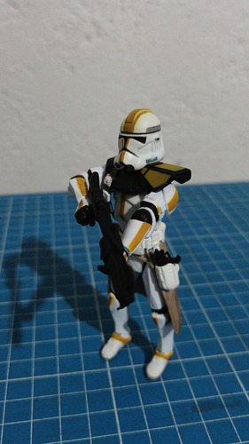 327th Star Corps Clone Trooper Legacy Star Wars 2005 (Usado)