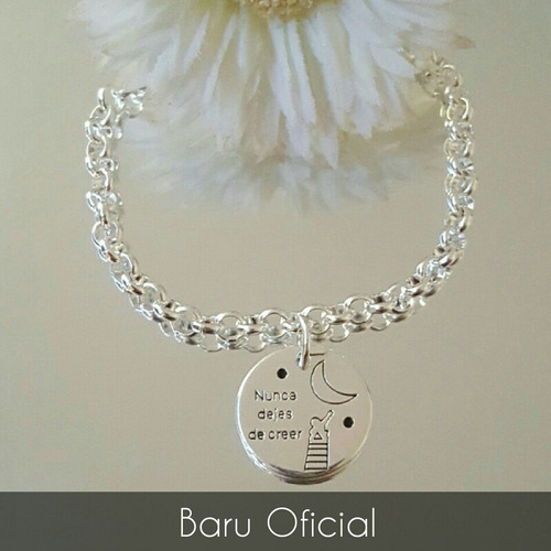 Imagen 3 de 6 de Pulsera De Acero Blanco Con Frase Nunca Dejes De Creer