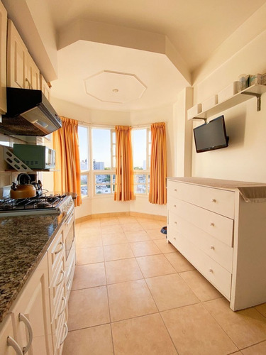 Imagen 3 de 16 de Departamento En Venta En Lanus Este