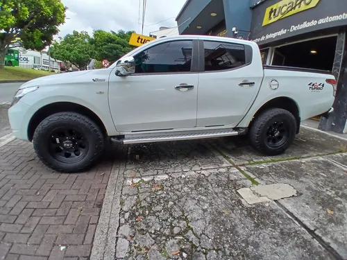 Mitsubishi L200 2.5l